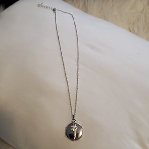 Fashion necklace